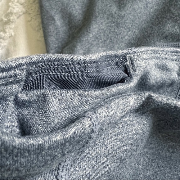 Gymshark Sleek Sculpture 2.0 Mesh Insert Leggings In Blue Steel Gray Siz… - Picture 9 of 14